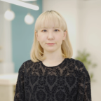 小林 未欧